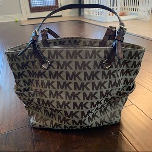 Michael Kors purse